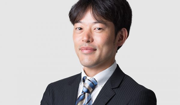 Headshot of Tomohisa Okamoto