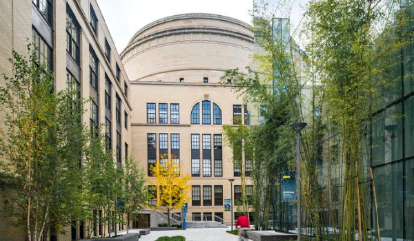 MIT's dome, seen from the side.